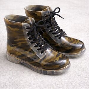 Yoki |Camo Print Lace-Up Rubber Clear PVC Grip Boots